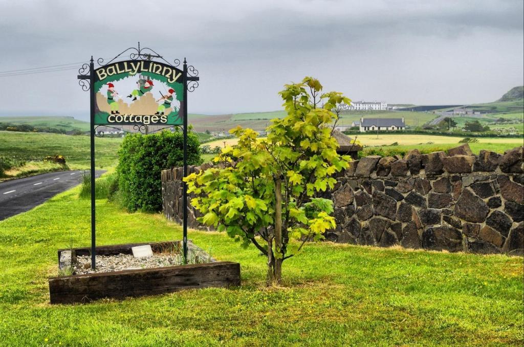 Ballylinny Holiday Cottages Bushmills Exterior photo